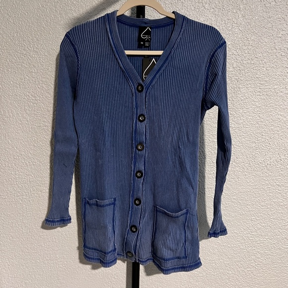 NWT Spades Ribbed Mineral Wash Distressed Button Front Cardigan size M - Picture 5 of 10